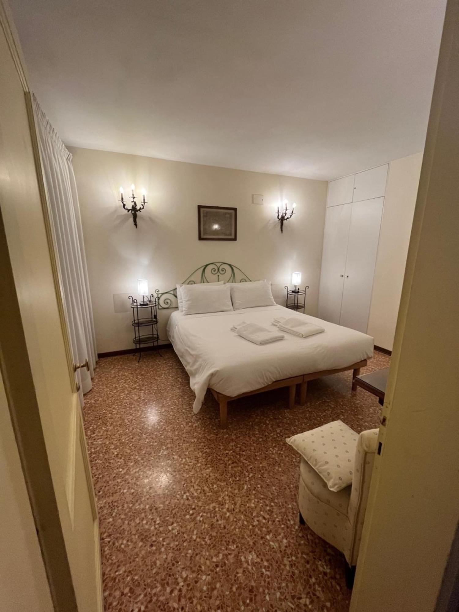 Peggy Suite البندقية المظهر الخارجي الصورة